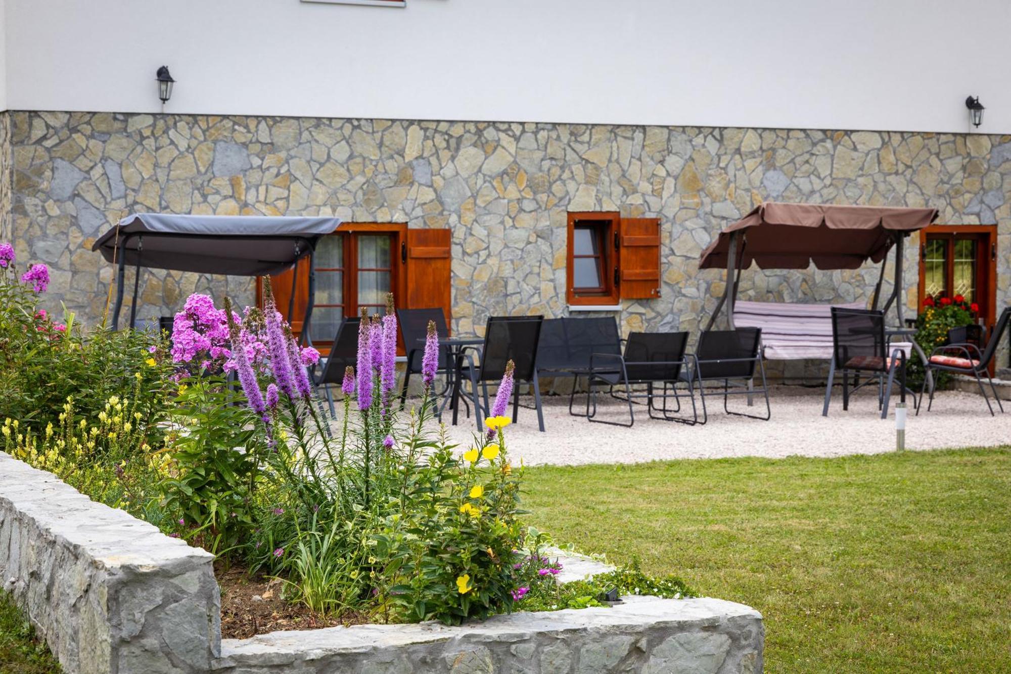Green Lakes House Plitvicka Jezera Bagian luar foto