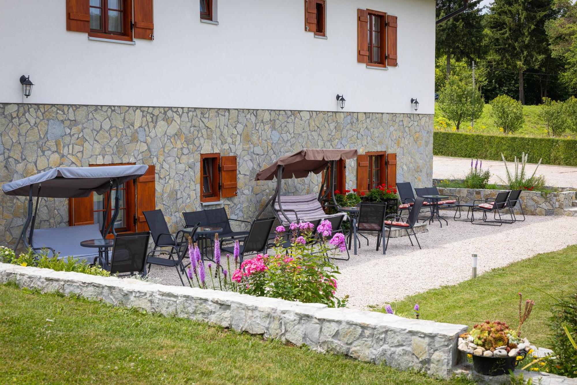 Green Lakes House Plitvicka Jezera Bagian luar foto